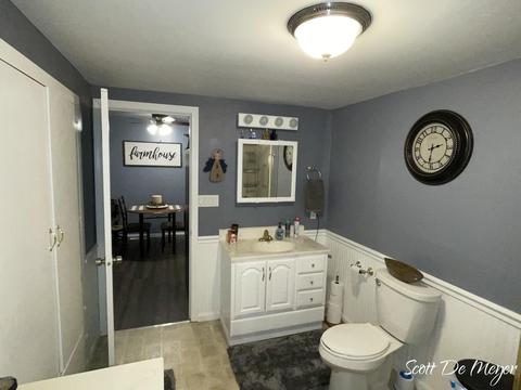 218 S First St, Edmore, MI 48829 photo 10