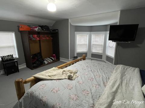 218 S First St, Edmore, MI 48829 photo 24