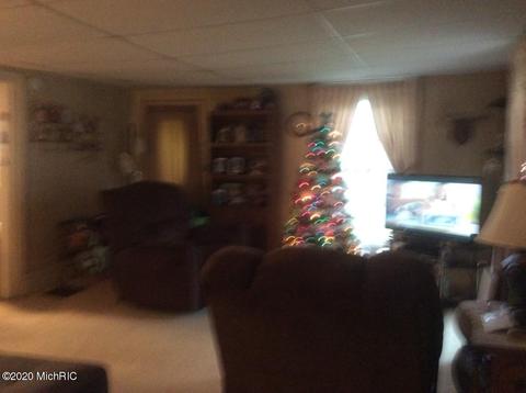 15860 Folks Rd, Hanover, MI 49241 photo 5