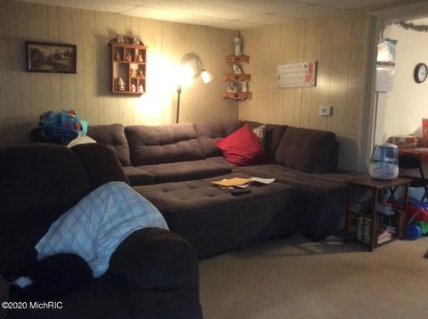 15860 Folks Rd, Hanover, MI 49241 photo 4