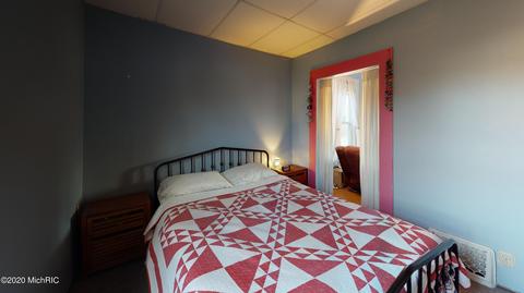 871 E Green St, Marshall, MI 49068 photo 9