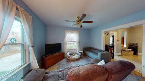 871 E Green St, Marshall, MI 49068 photo 6