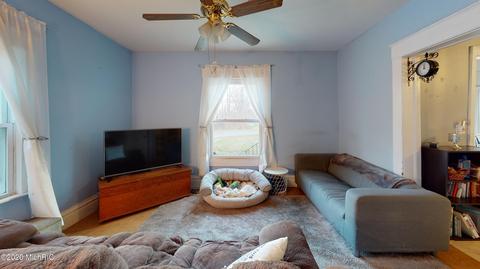 871 E Green St, Marshall, MI 49068 photo 7