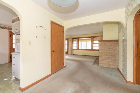 530 E Gull Lake Dr, Augusta, MI 49012 photo 12