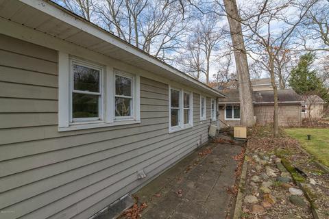 530 E Gull Lake Dr, Augusta, MI 49012 photo 28