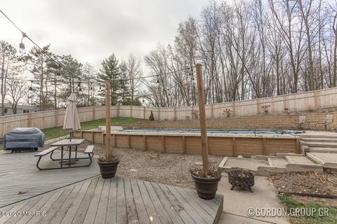 6030 Buttonwood Ct SE, Ada, MI 49301 photo 14