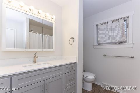 6030 Buttonwood Ct SE, Ada, MI 49301 photo 30