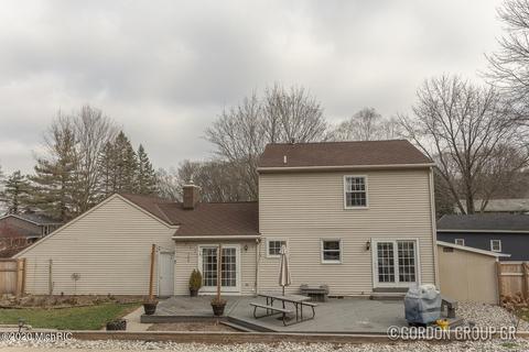 6030 Buttonwood Ct SE, Ada, MI 49301 photo 10