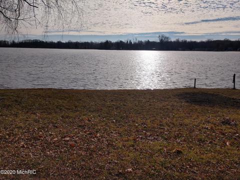 5741 E Pakes Rd, Crystal, MI 48818 photo 12