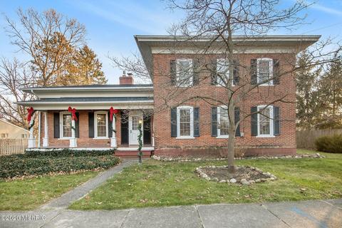 671 W Bridge St, Plainwell, MI 49080 photo 1