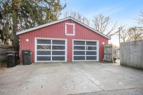 671 W Bridge St, Plainwell, MI 49080 photo 36