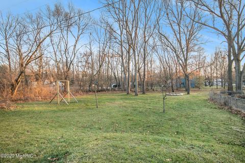 671 W Bridge St, Plainwell, MI 49080 photo 32