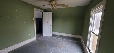 138 E Corey St, Bronson, MI 49028 photo 8