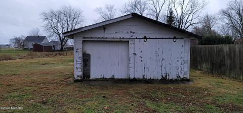 138 E Corey St, Bronson, MI 49028 photo 4