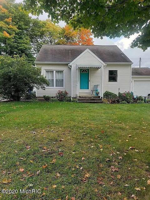 4270 30th St, Dorr, MI 49323 photo 1
