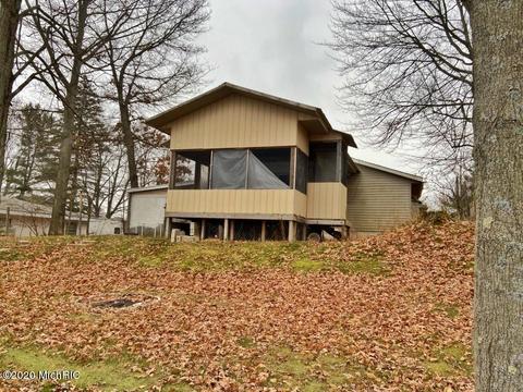 5134 E Loop Rd, Hesperia, MI 49421 photo 2