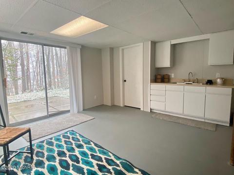 515 Edgeworthe Dr SE, Ada, MI 49301 photo 12