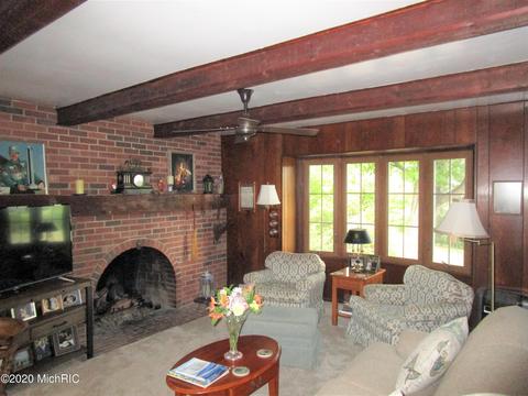 137 S Centennial, Coldwater, MI 49036 photo 6