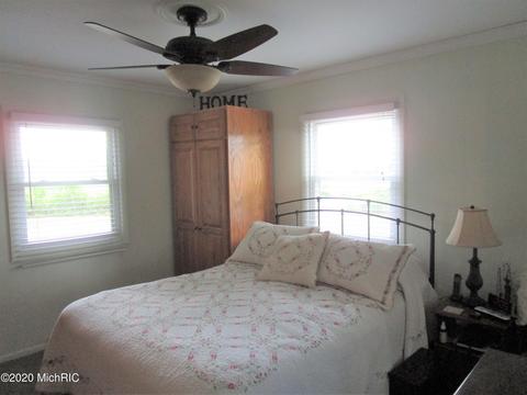 137 S Centennial, Coldwater, MI 49036 photo 21