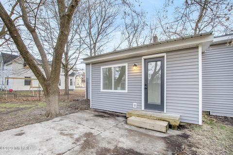 423 Hambrook St, Belding, MI 48809 photo 19