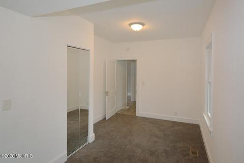 427 Keyes Dr, Parchment, MI 49004 photo 8