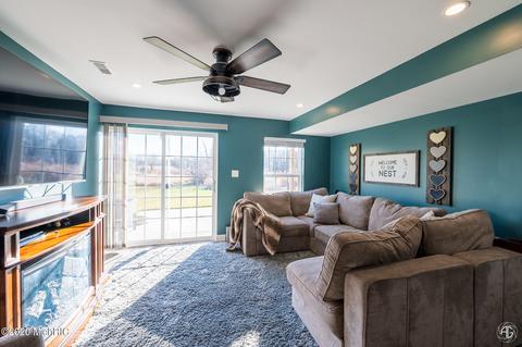 452 Waters End Ct, Valparaiso, IN 46383 photo 14