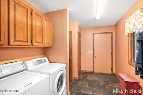 3700 Loftus Rd, Freeport, MI 49325 photo 13