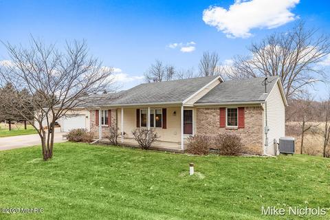 3700 Loftus Rd, Freeport, MI 49325 photo 2