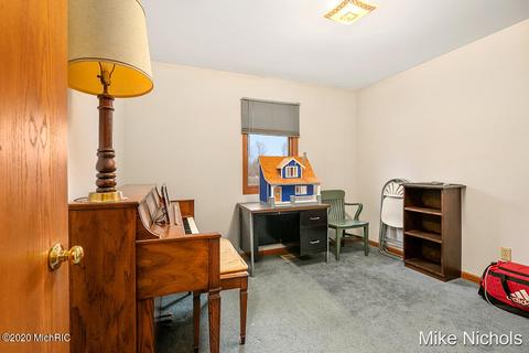 3700 Loftus Rd, Freeport, MI 49325 photo 17