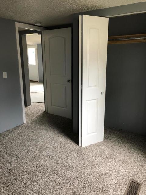 703 Warren St, Marshall, MI 49068 photo 9
