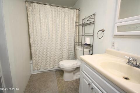 7836 N 40th St, Augusta, MI 49012 photo 10