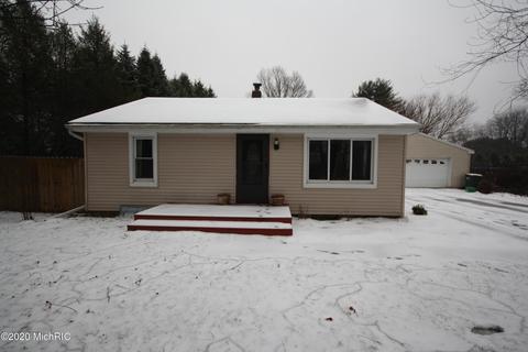 7836 N 40th St, Augusta, MI 49012 photo 1