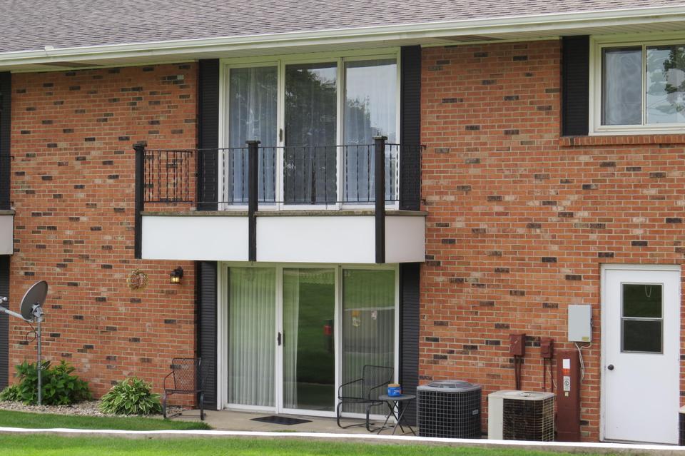 230 S State St 66, Zeeland, MI 49464 34 Photos MLS 202030686 Movoto