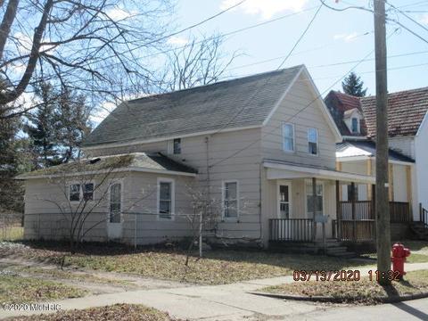 87 Jackson St, Coldwater, MI 49036 photo 2