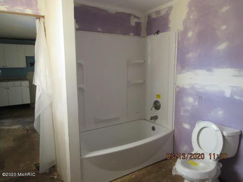 87 Jackson St, Coldwater, MI 49036 photo 14