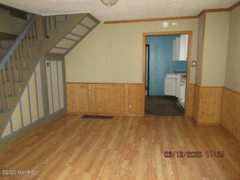 87 Jackson St, Coldwater, MI 49036 photo 8