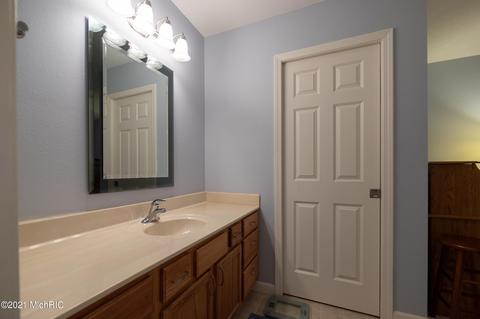 7107 Juniper Ct, Norton Shores, MI 49456 photo 61