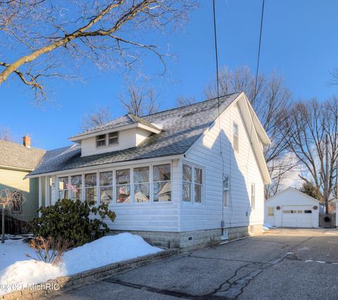 35 Taft St, Zeeland, MI 49464 photo 1