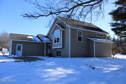 3262 138th Ave, Hamilton, MI 49419 photo 3