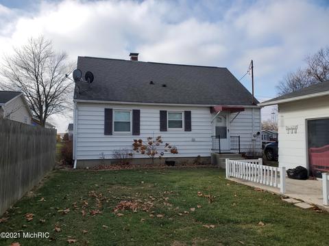 1007 State St, Adrian, MI 49221 photo 5