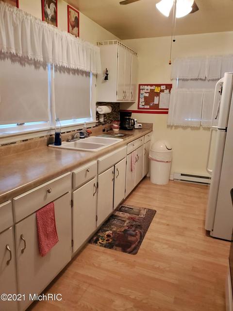 1007 State St, Adrian, MI 49221 photo 12