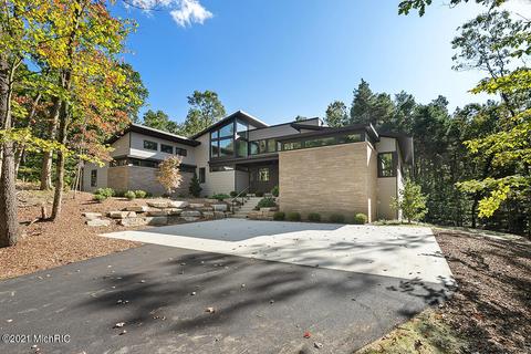 3041 W Locust Ln SE, Ada, MI 49301 photo 1