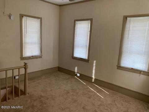 237 Winona St, Bronson, MI 49028 photo 11