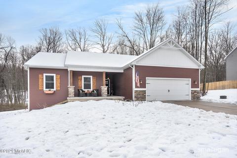 4519 Amazon Dr, Lowell, MI 49331 photo 1
