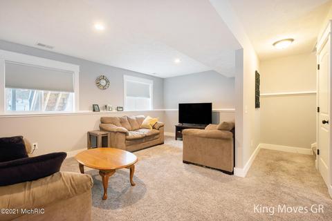 1010 Grindle Dr SE, Lowell, MI 49331 photo 21