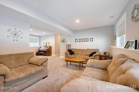 1010 Grindle Dr SE, Lowell, MI 49331 photo 20