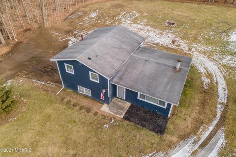 3211 S Edon Rd, Reading, MI 49274 photo 1