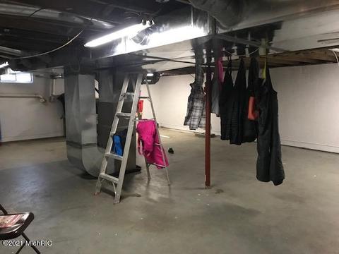 71 E 96th St, Newaygo, MI 49337 photo 32