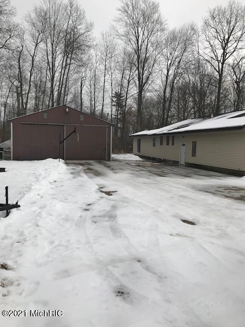 71 E 96th St, Newaygo, MI 49337 photo 40