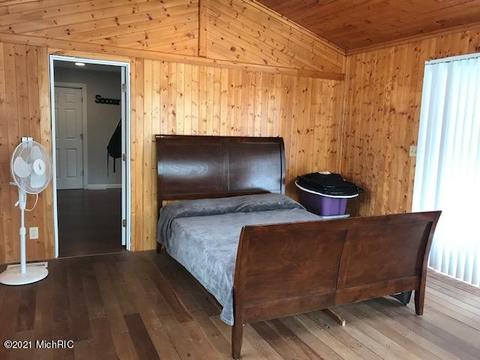 71 E 96th St, Newaygo, MI 49337 photo 24
